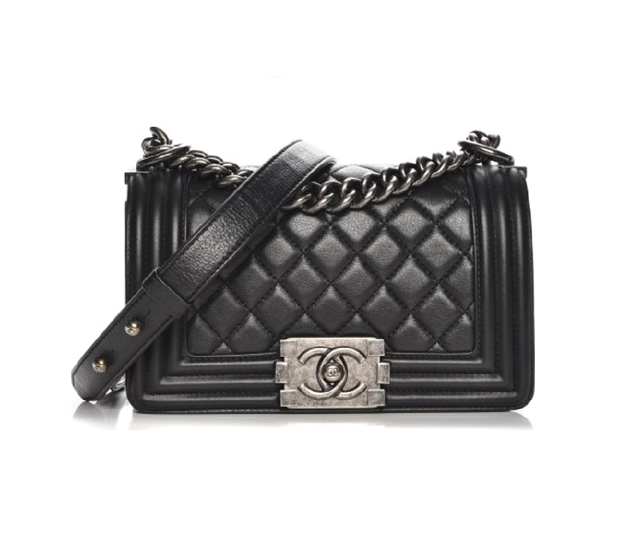 Chanel Boy Flap Quilted Diamond Small Black 