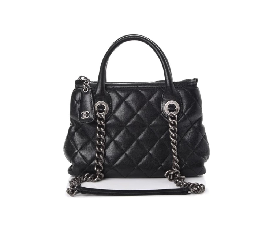 Chanel Shopping Tote Quilted Diamond Shiny Small Black