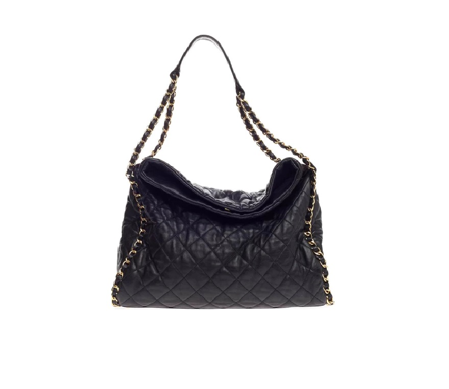 Chanel Chain Me Hobo Quilted Diamond Large Black