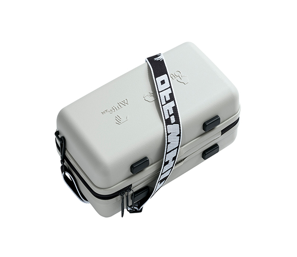 오프화이트 X 아모레 퍼시픽 프로텍션 박스 / OFF-WHITE X AMORE PACIFIC Protection Box
